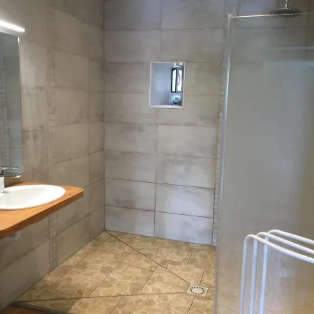 Nyaraló Larrondoa Maison *