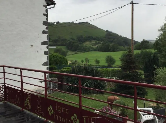 Feriehus Larrondoa Maison Saint-Esteben